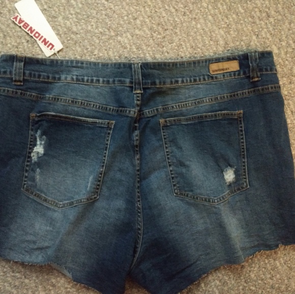 #59 Unionbay Shorts White | c. 186 | Size 6